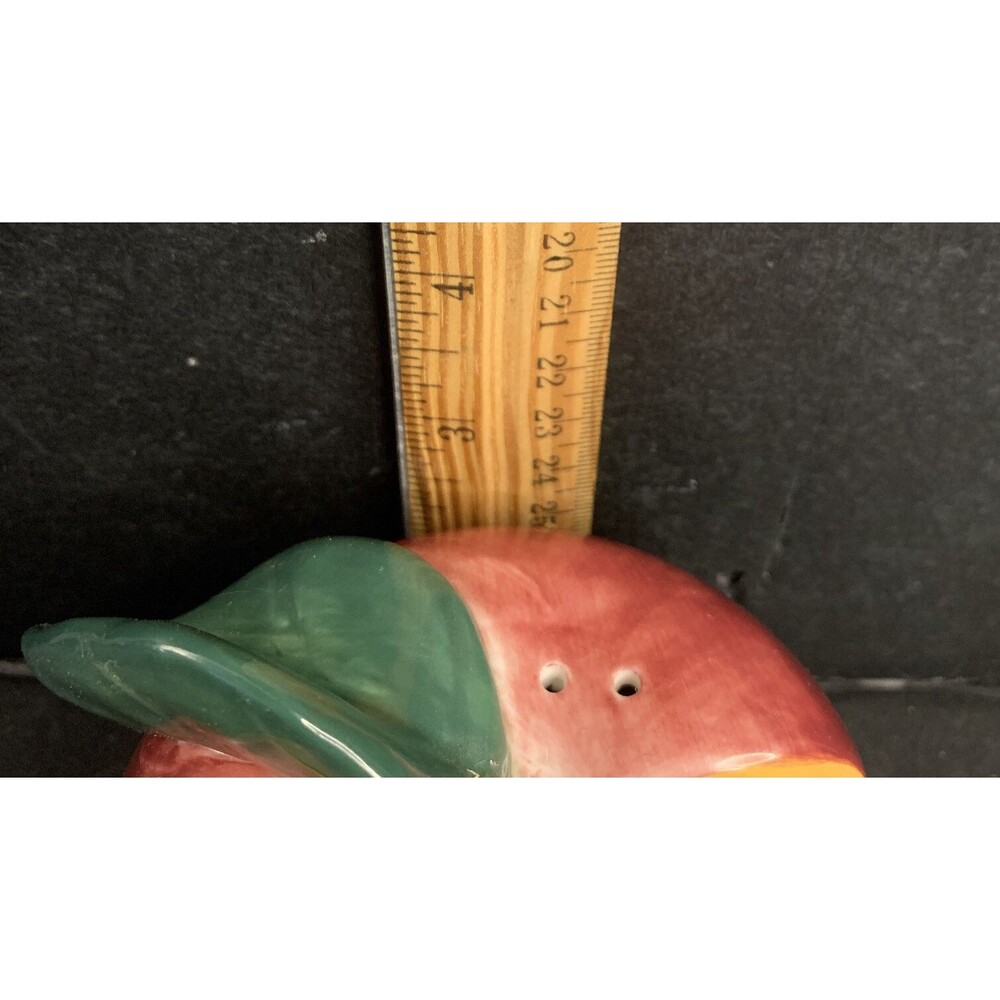 Vintage Red Delicious Apple Halves Salt And Pepper Shakers 'Salt of the Earth' - Picture 10 of 11